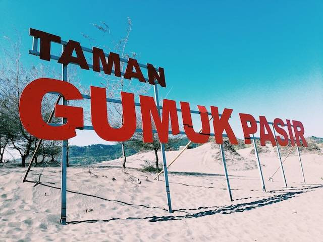 Gumuk pasir Jogja. Sumber: Unsplash/Irma Yanti