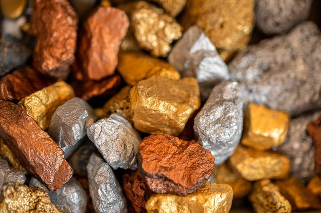 Ilustrasi logam tanah jarang atau rare earth element. Foto: Phawat/Shutterstock