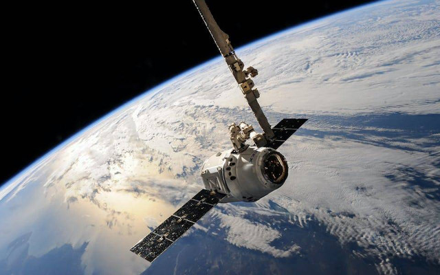 Ilustrasi fungsi satelit palapa. Sumber: SpaceX/pexels.com