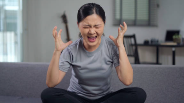 Foto orang yang mengalami 'anger issues' (sumber: istocks)