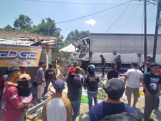 Kecelakaan maut di Cianjur, Kamis (21/12/2023). Dok: kumparan.