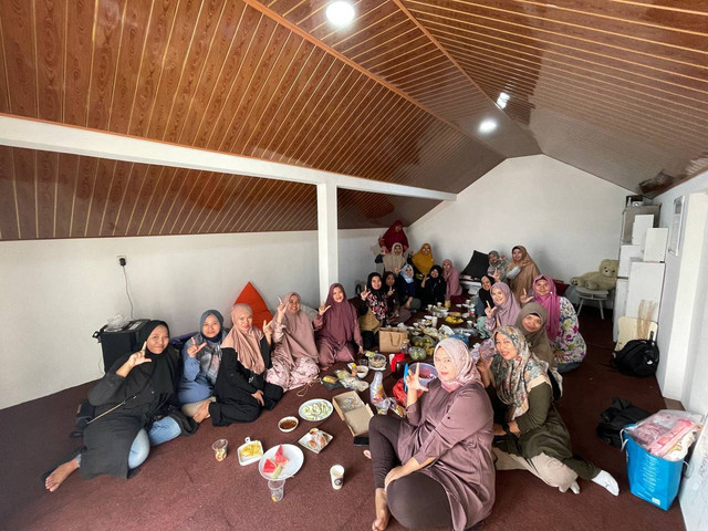 TDA Perempuan (TDAP) Sidoarjo menggelar 'RUJAKAN'. dok/tdap Sidoarjo