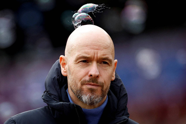 Manajer Manchester United Erik ten Hag sebelum pertandingan West Ham United vs Manchester United di Stadion London, London, Inggris, Sabtu (23/12/2023). Foto: Action Images via Reuters/John Sibley