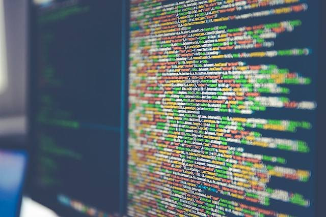 Ilustrasi bagaimana cara pengembangan sistem informasi, sumber foto: unsplash.com/Markus Spiske