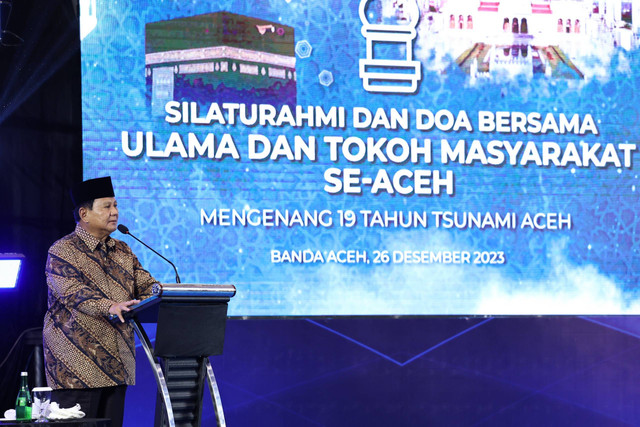 Capres nomor urut 02 Prabowo Subianto menghadiri acara Silaturahmi dan Doa Bersama Tokoh Masyarakat se-Aceh Mengenang 19 Tahun Tsunami Aceh di Hotel Hermes Palace, Banda Aceh, Selasa (26/12.2023). Foto: Dok. Istimewa