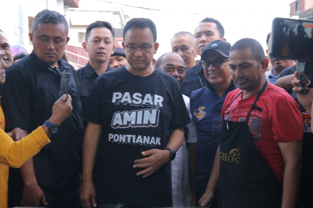 Anies Baswedan saat berkunjung ke Pontianak. Foto: Leo Prima/Hi!Pontianak