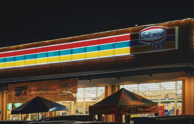 Ilustrasi Promo Indomaret Tahun Baru 2024 Sumber Unsplash/Fawwaz Ali