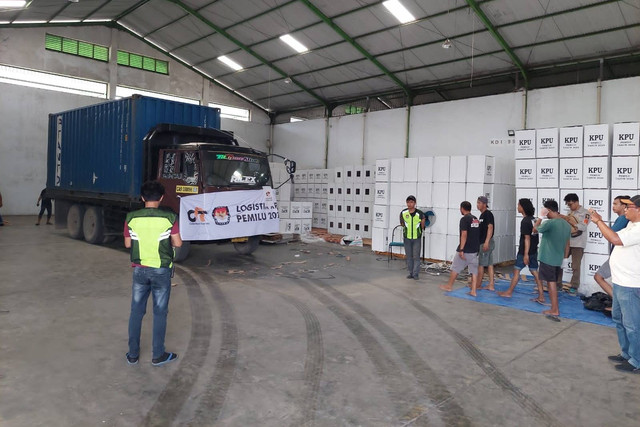 Viral kotak suara di Makassar rusak. Foto: Dok. Istimewa
