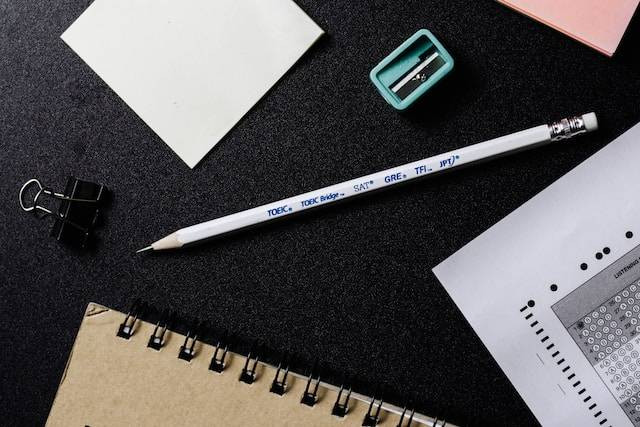 Ilustrasi contoh soal toefl structure. Sumber: Unsplash/Nguyen Dang Hoang Nhu