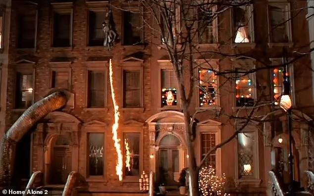 Tangkapan layar cuplikan film "Home Alone 2" dijual seharga 6,7 juta Dolar AS atau setara Rp103 miliar. Foto: Dok. Istimewa