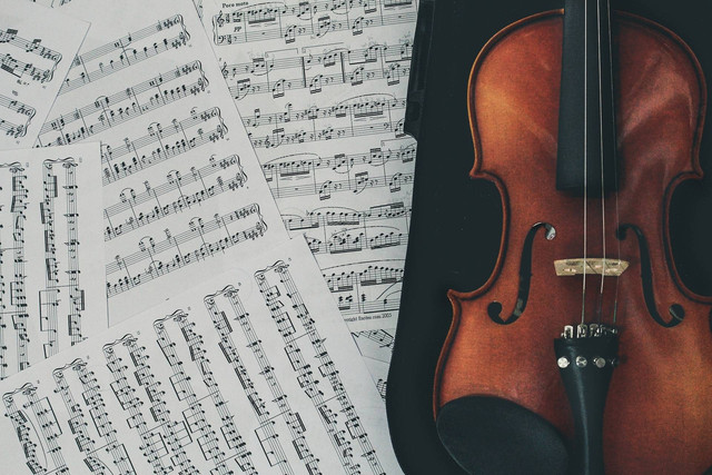 Ilustrasi untuk Apa yang Dimaksud dengan Harmoni dalam Seni Musik. Sumber: Unsplash/Stefany Andrade