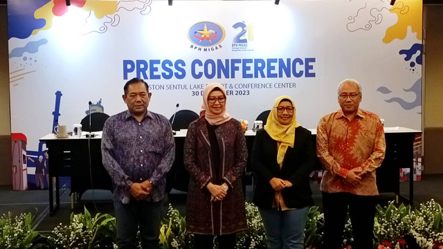 Konfrensi pers capaian kinerja BPH Migas Tahun 2023, di Aston Lake Sentul Resort, Bogor, Sabtu (30/12/2023). Foto: Akbar Maulana/kumparan