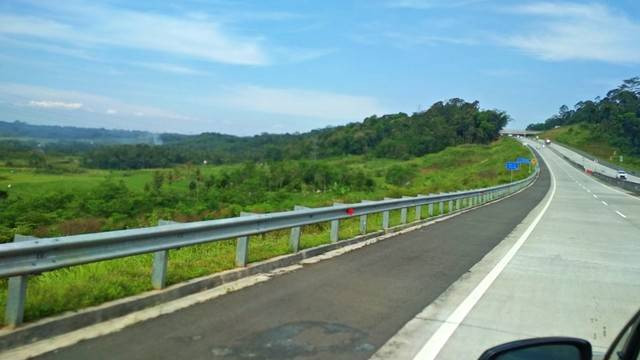 Rest Area Ungaran KM 429. Sumber: Andreas Ricky Febrian/Kumparan