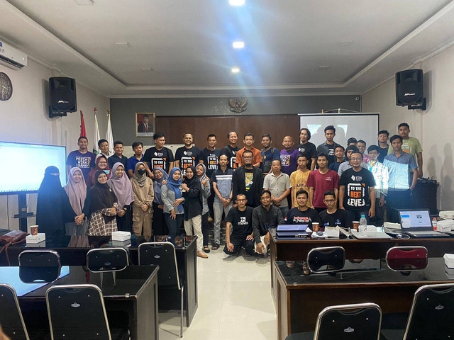Komunitas Pengusaha TDA Blitar Gelar Workshop Artificial Intelligence untuk UMKM