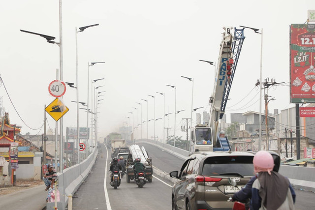 Uji coba Flyover Cisauk, Kabupaten Tangerang. Foto: Dok. Pemkab Tangerang