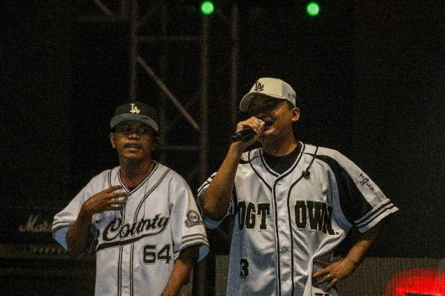 NDX AKA saat konser di Banyuwangi