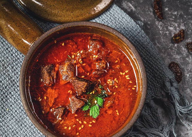 Ilustrasi jajanan legendaris khas yogyakarta Foto hanya ilustrasi, bukan tempat sebenarnya. Sumber: www.unsplash.com