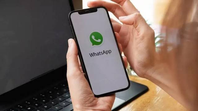 ilustrasi cara membuat sound of text WA. Foto: pexels.com.