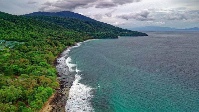 Ilustrasi Jelaskan Pengaruh Kondisi Geografis Indonesia sehingga Berpengaruh pada Penjelajahan Samudra Letak Geografis Memberi Pengaruh bagi Indonesia Baik secara Sosial Ekonomi Maupun Budaya. Sumber: Pexels/Tom Fisk