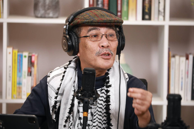 Ekonom Faisal Basri dalam program Diptalk kumparan. Foto: Aditia Noviansyah/kumparan