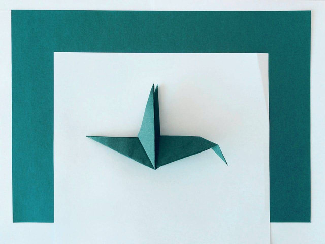 Ilustrasi Cara Membuat Shuriken dari Origami. Sumber: Pexels.com/Capped X