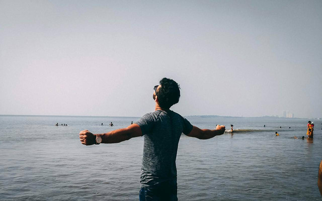 Ilustrasi cara mengatasi peer pressure. Sumber foto: pexels/Kripesh adwani.