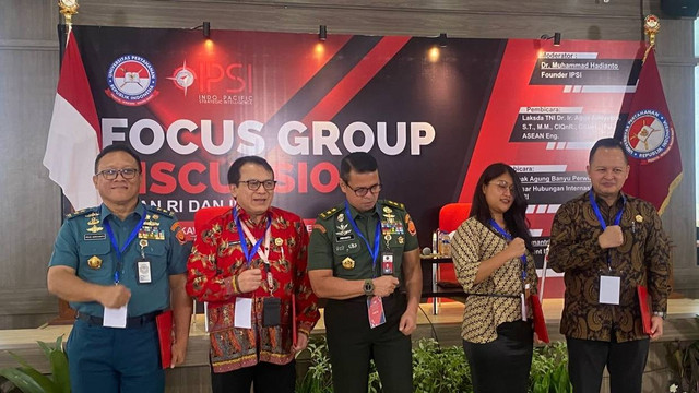 Universitas Pertahanan (Unhan) menggelar Focus Grup Discussion (FGD) bertajuk Kerentanan Kawasan Indo-Pasific Kesiapan Indonesia di Gedung Pascasarjana Unhan, Jalan Salemba Raya, Jakarta Pusat, Jumat (5/1/2023). Foto: Unhan