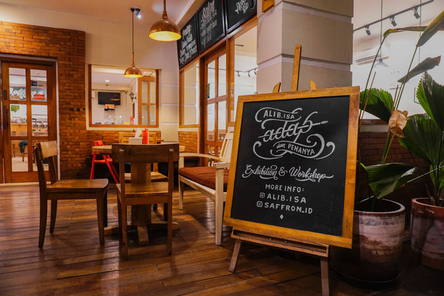 Kedai Nasi Lemak di Malaysia. Foto: Unsplash/Sedulur Papat.