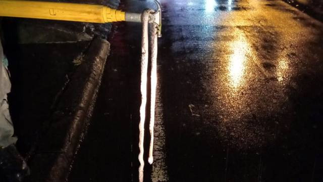 Foto ular yang oleh PLN disebut sebagai penyebab terjadi mati lampu atau pemadaman listrik di wilayah Perumahan GPI dan sebagian Kecamatan Mapanget, Kota Manado. (foto: dokumen PLN)