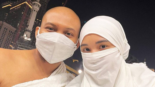 Penampilan Babe Cabita putuskan gundul usai jalani ibadah umrah. Foto: Instagram/@babecabiita 