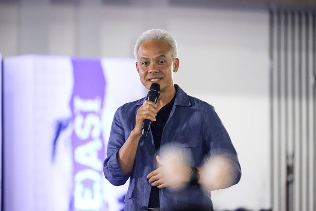 Calon presiden nomor urut 03 Ganjar Pranowo menghadiri acara Demokreasi di kawasan Senayan, Jakarta, Senin (8/1/2024). Foto: Iqbal Firdaus/kumparan