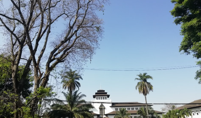 Wisata dekat pusat kota bandung. Foto hanya ilustrasi, bukan tempat sebenarnya. Sumber: Unsplash/Ifan Fauzan