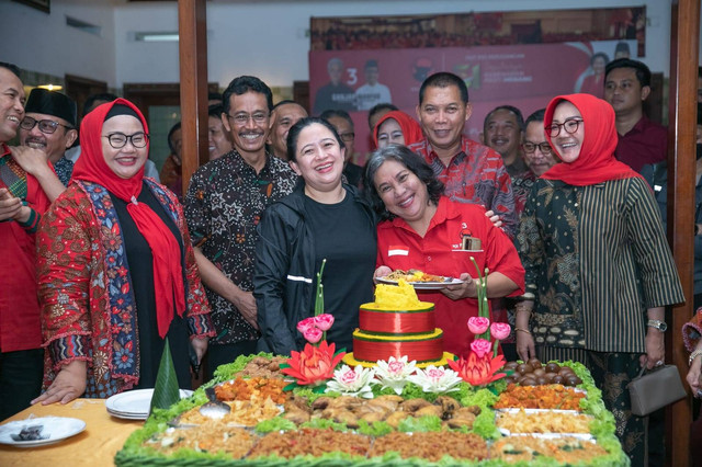 Ketua DPP PDIP Puan Maharani menghadiri syukuran peringatan HUT ke-51 PDIP sekaligus bersilaturahmi di Solo, Jawa Tengah. Foto: Dok. Istimewa