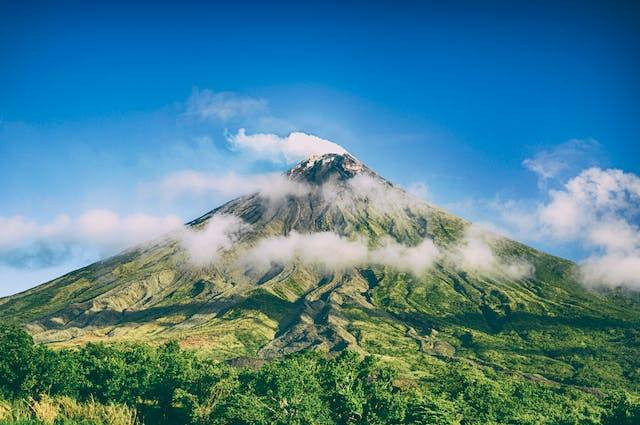 Contoh gunung api strato. Sumber: pexels.com