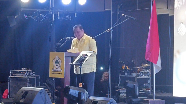 Ketua Umum Partai Golkar, Airlangga Hartarto dalam acara Natal Nasional Partai Golkar 2023 dan Tahun Baru 2024 di Hotel Meruorah Komodo, Labuan Bajo, Nusa Tenggara Timur, Minggu (14/1/2024) malam. Foto: Fadlan Nuril Fahmi/kumparan