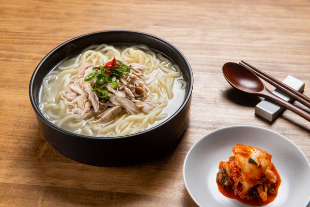 Ilustrasi Kalguksu. Foto: honest table/Shutterstock