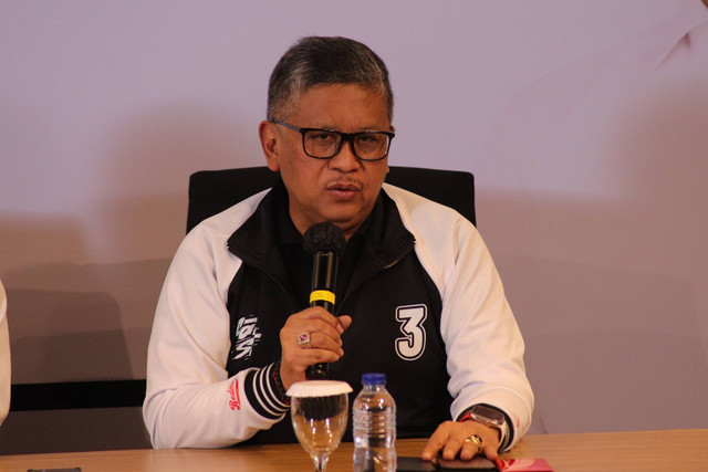 Hasto Kristiyanto, Rabu (17/1/2024). Foto: Jamal Ramadhan/kumparan