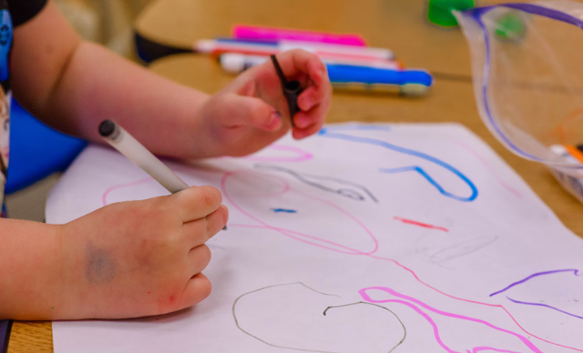 Preschool di bandung. Foto hanya ilustrasi, bukan tempat sebenarnya. Sumber: Unsplash/Erika Fletcher