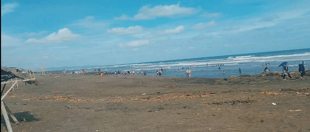 Pantai Srandil, sumber dok. Pribadi