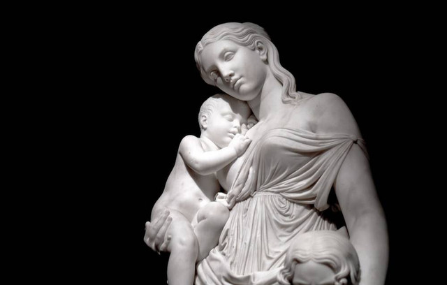 Ilustrasi Sebut dan Jelaskan Dua Jenis Cetakan dalam Teknik Mengecor Patung                         Sumber Unsplash/Nick van den Berg