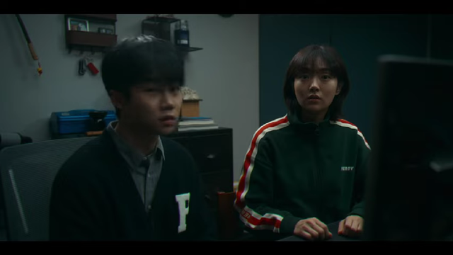 Cuplikan serial A Shop For Killers. Foto: YouTube Disney+ Hotstar Indonesia.