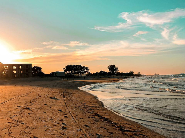 Jerman Beach. Foto hanya ilustrasi, bukan tempat sebenarnya. Sumber: Unsplash/faiz zakaria