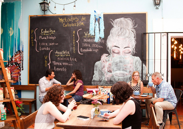 Ilustrasi Cafe Mexico Solo. Foto: Unsplash/Seema Miah