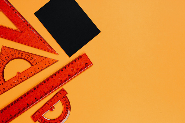 Ilustrasi untuk kunci jawaban matematika kelas 9 halaman 265. Sumber: pexels.com/Karolina Grabowska
