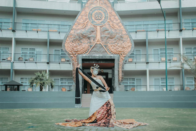 Ilustrasi Perbedaan Tari Kreasi Daerah Modern dan Kontemporer. Sumber: Pexels/Pandu Cahya