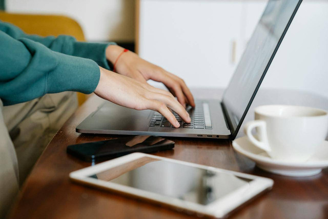 Ilustrasi registrasi IMEI tanpa ke bea cukai. Foto: Pexels