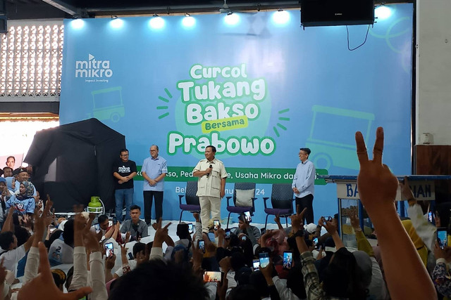 Capres 02 Prabowo Subianto hadir di acara Curcol Tukang Bakso di Bekasi. Foto: Dok. Istimewa