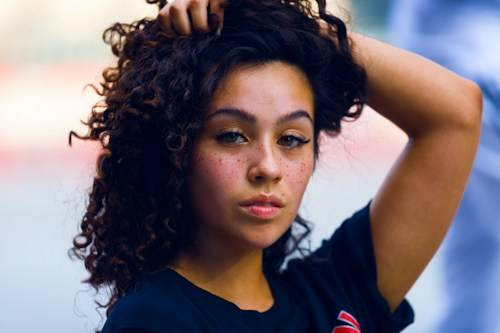 Ilustrasi Cara Menghadapi Ipar Perempuan yang Menjengkelkan. Sumber: Unsplash