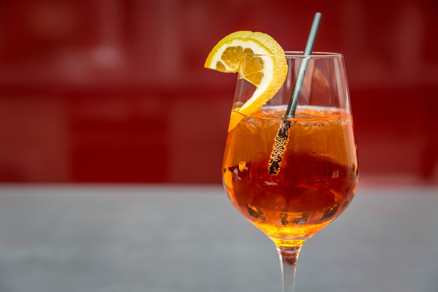 10 Caption Jualan Es Teh. Foto: Pexels/Markus Spiske.