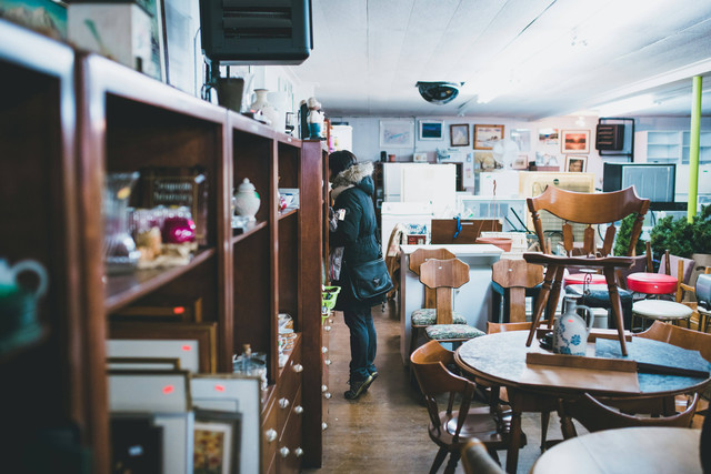 Ilustrasi Toko Furniture di Bogor. Foto: Unsplash/Julien-Pier Belanger